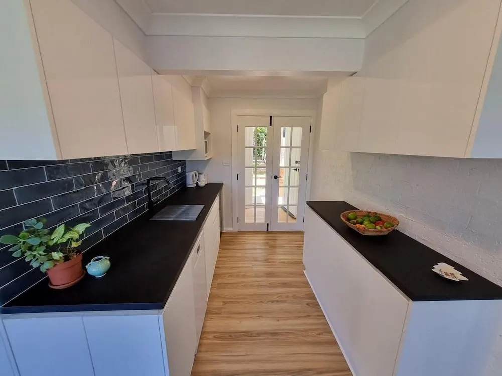 Treeview - A Beautiful 3-bed House in Kiama