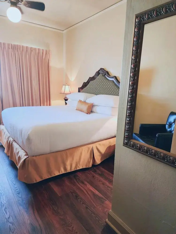 The Faust Hotel