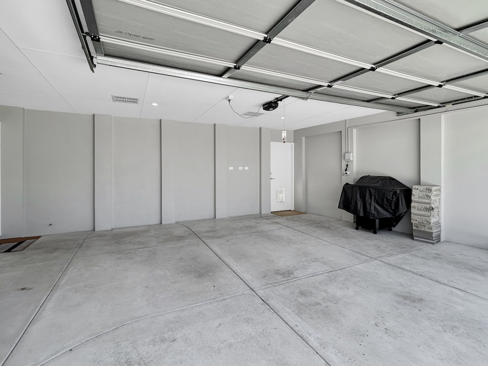 Spacious 3-bed Home in Leafy Yokine