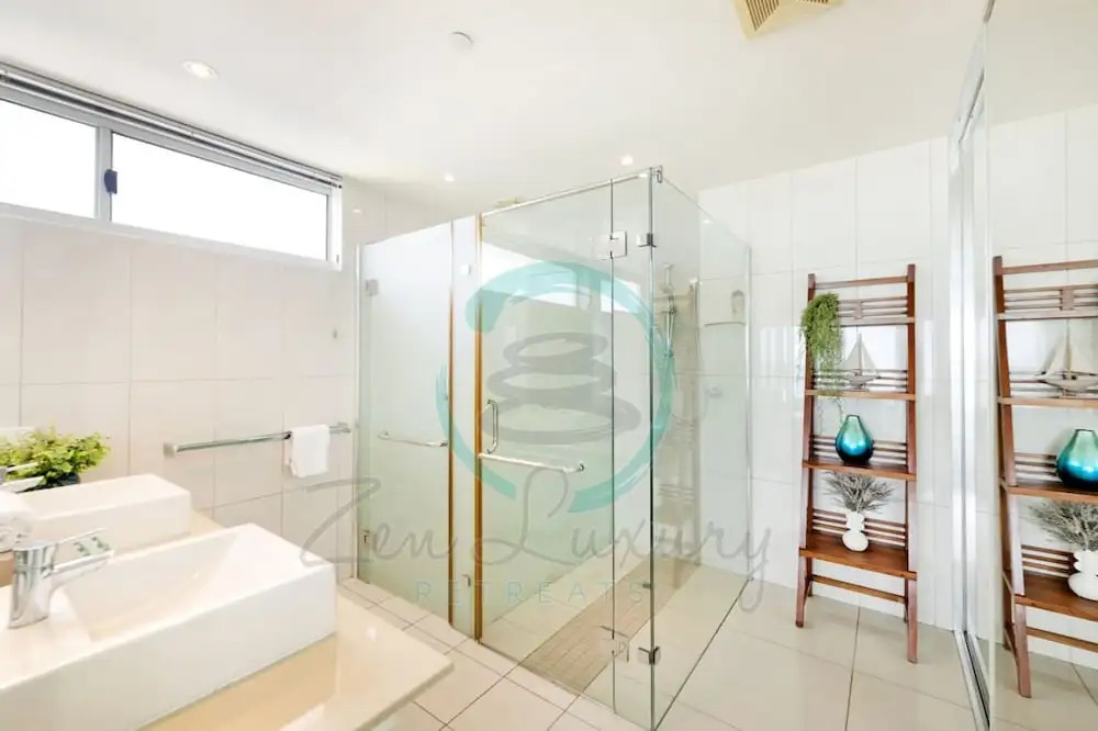Zen Skytower Harbourview -exclusive 3br Family Apt