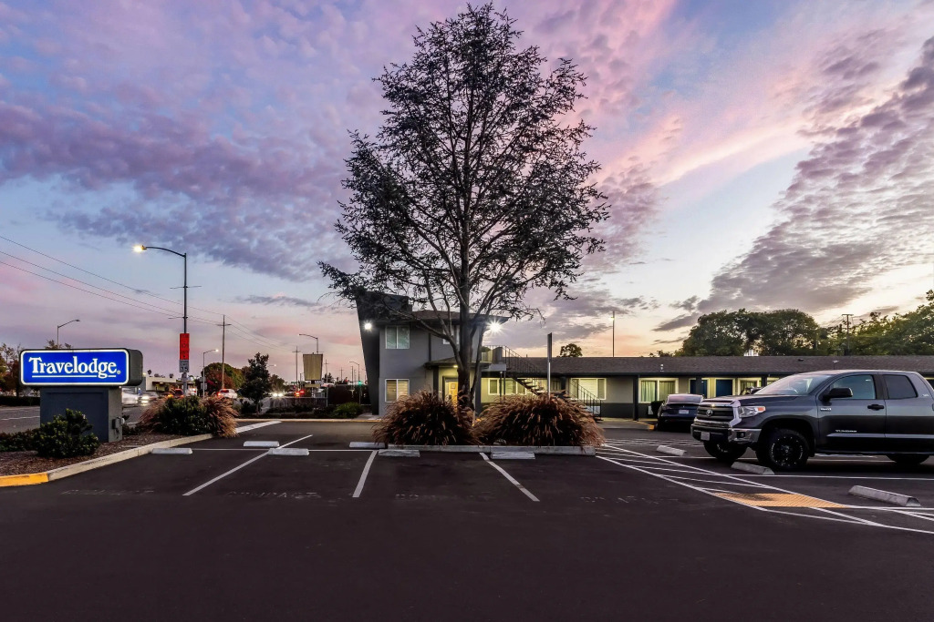 Travelodge by Wyndham Santa Rosa Wine Country