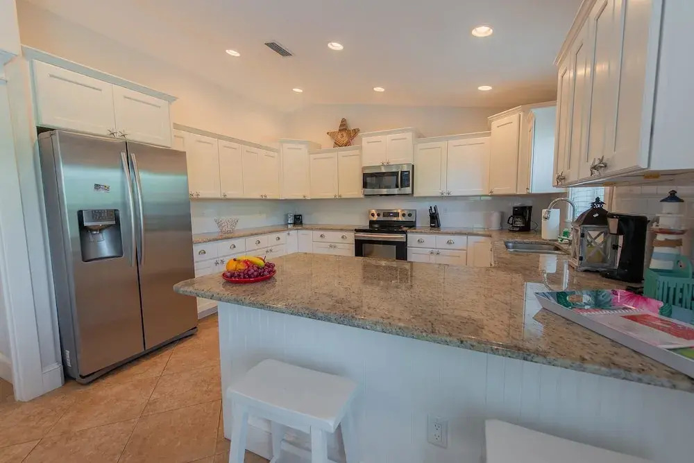 Hawaiian Tide Apartment 3