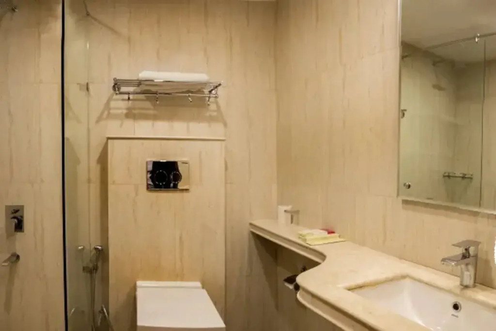 Country Inn Premier Pacific Mall Road Mussoorie