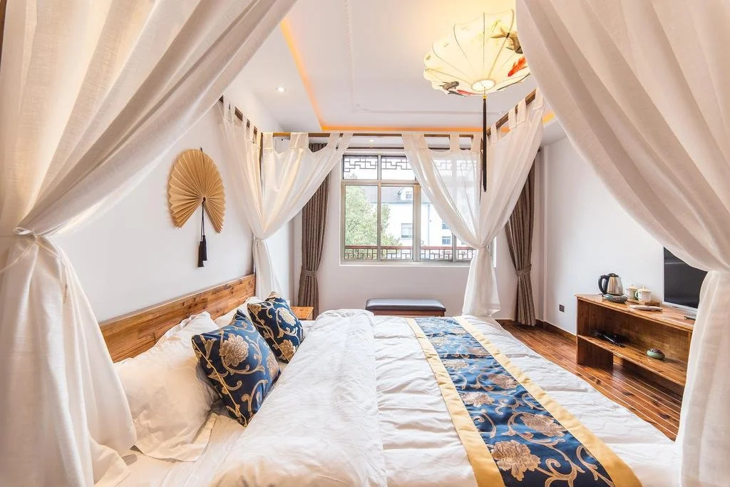 Zhouzhuang He Tang Yue Se Boutique Hotel