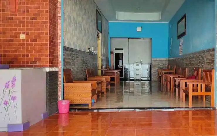 Hotel Keluarga Mekar Jaya Syariah Near UNS Solo