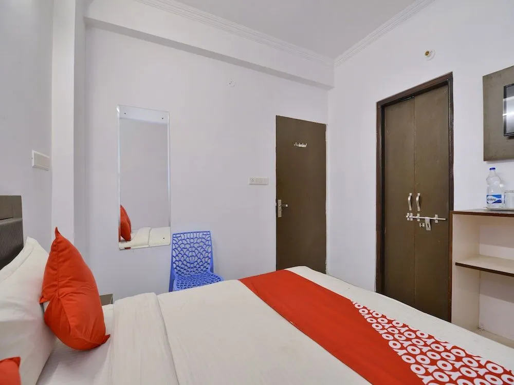 OYO 8832 Hotel jaipur Classic