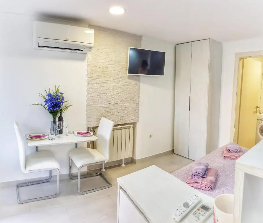 Studio apartman Mare