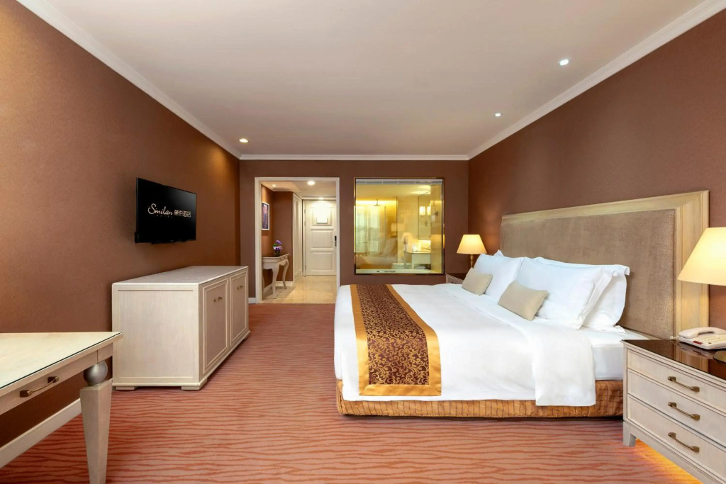 Similan Hotel Zhuhai-Gongbei Port High speed Railway Station