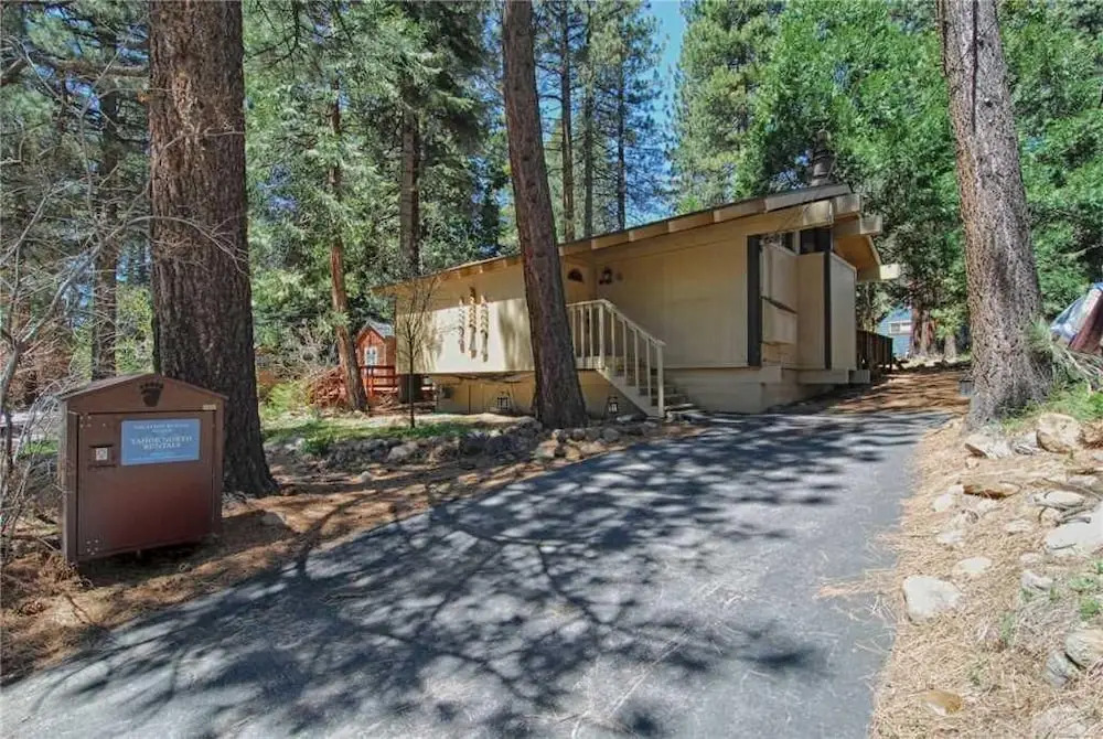 Walk the Grid, Big Deck, Updated, Pet Friendly #115