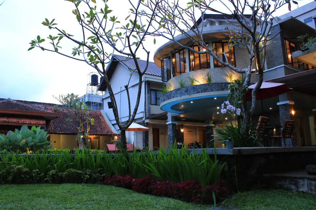 Hotel Sriti Magelang