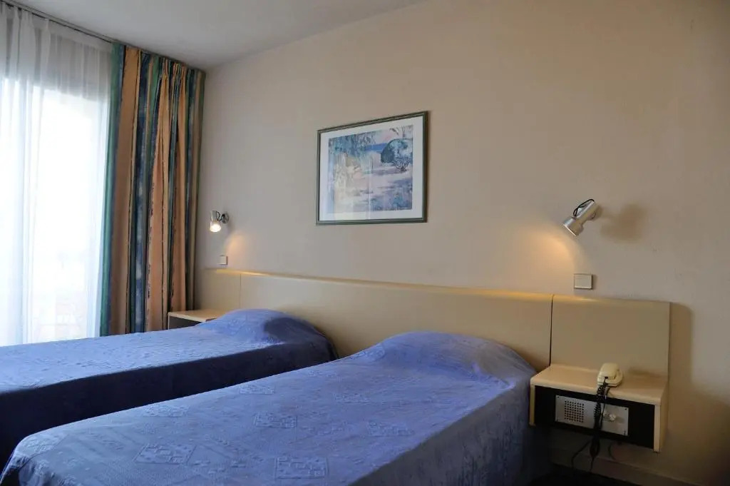 Hotel du Port