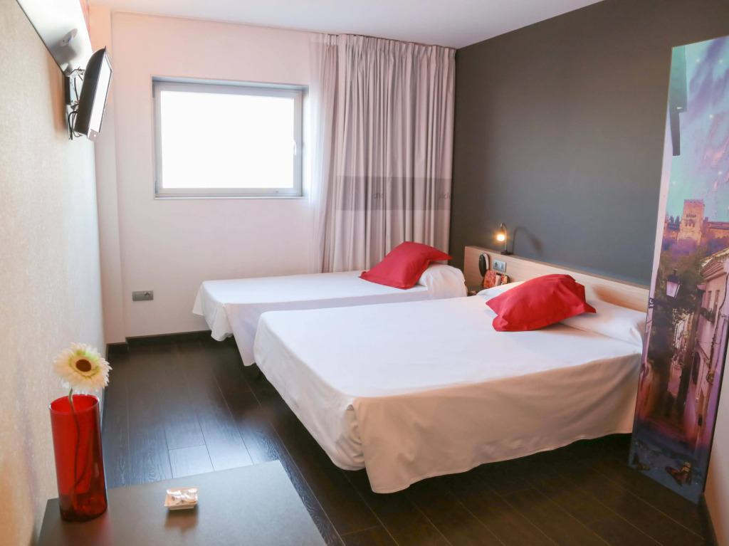 B&B HOTEL Granada