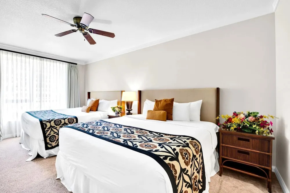 Honua Kai 2 Free Cars KBM Resorts Front Alii Suite 2 Units, 4 Bedrooms HK Ml-3158