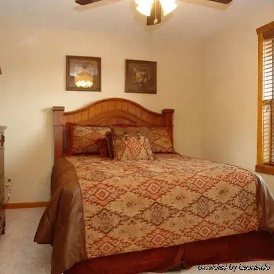 Crowne View Heights