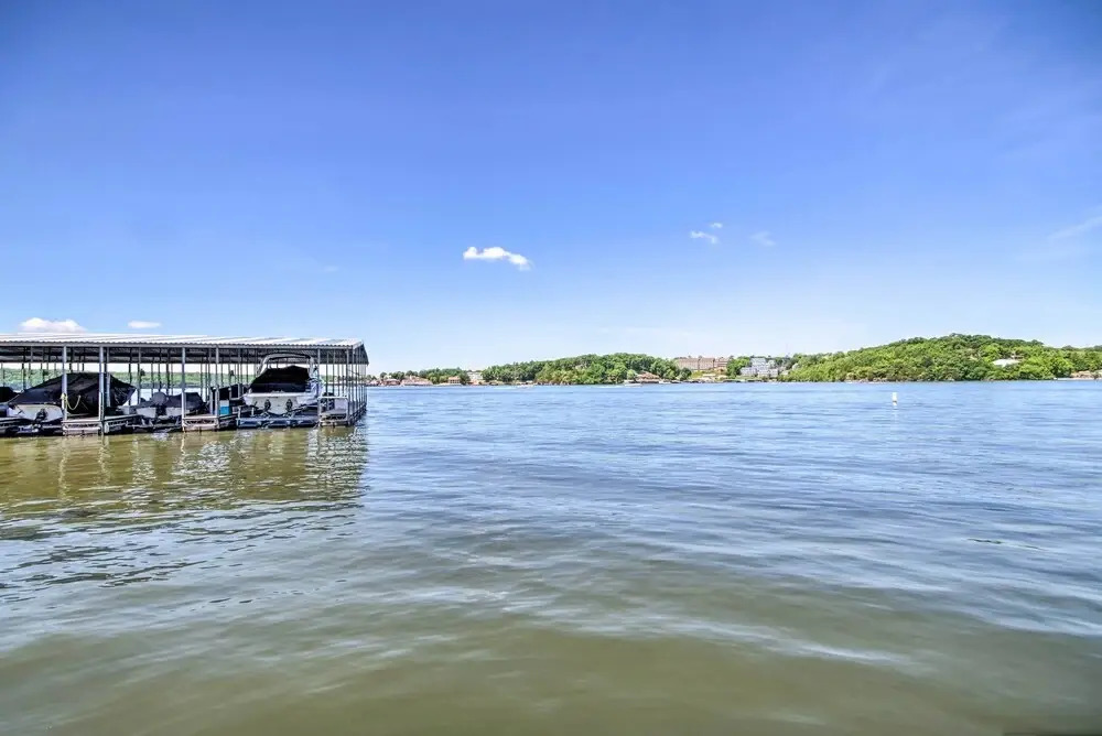Lakefront Condo w/ Balcony in Osage Beach!