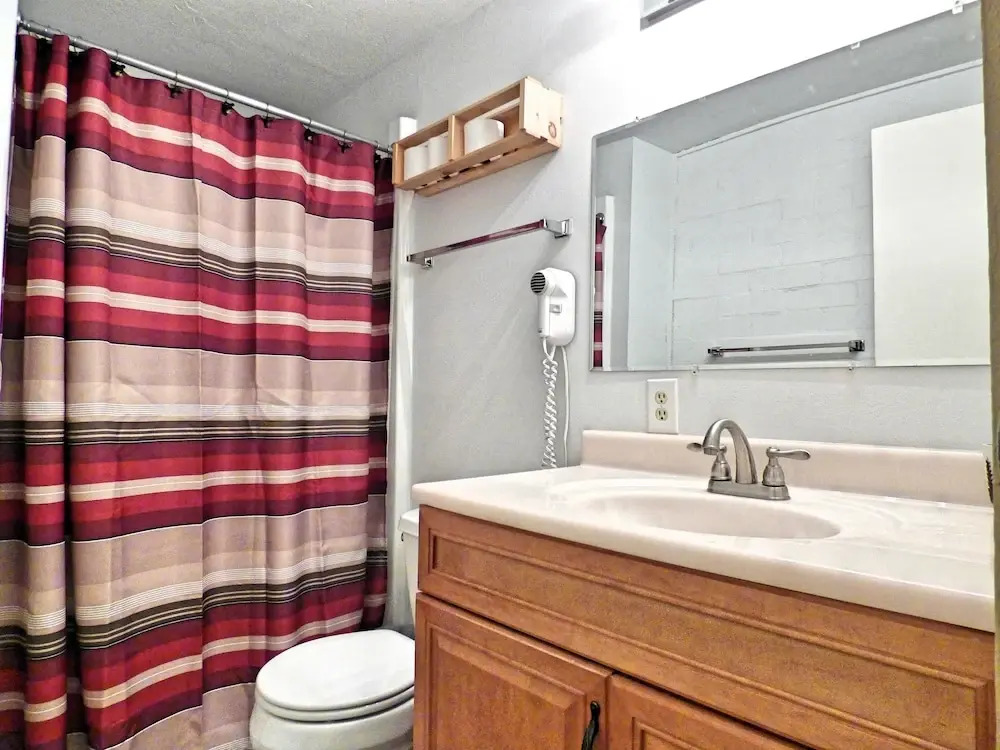 Lift Tickets Near Ski Hot Tubs Wifi Fireplace, Multi-level Unit