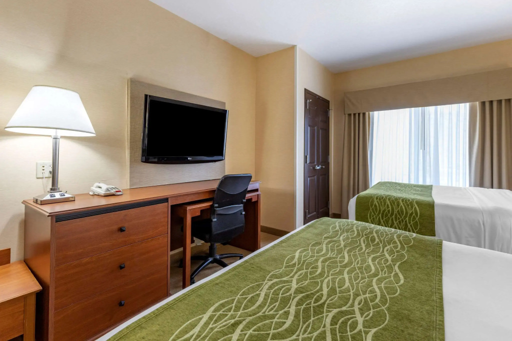 Comfort Inn & Suites Gateway to Glacier National Park