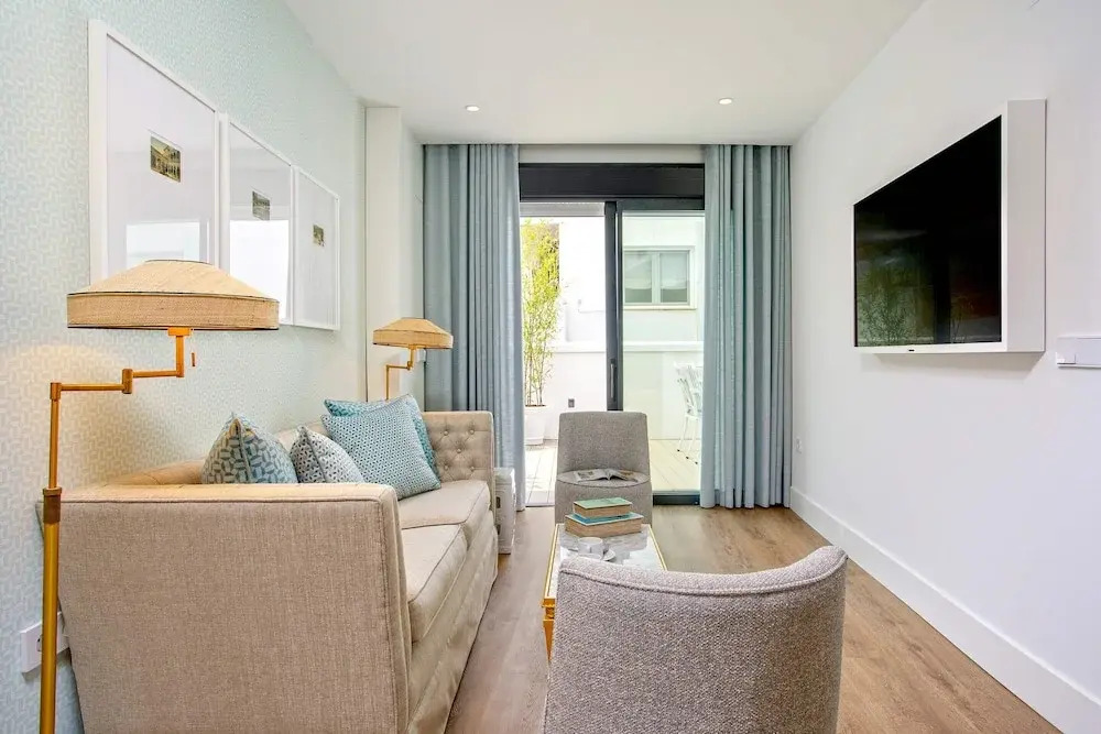 Exclusive Penthouse Near Torre del Oro Betis Xxvi