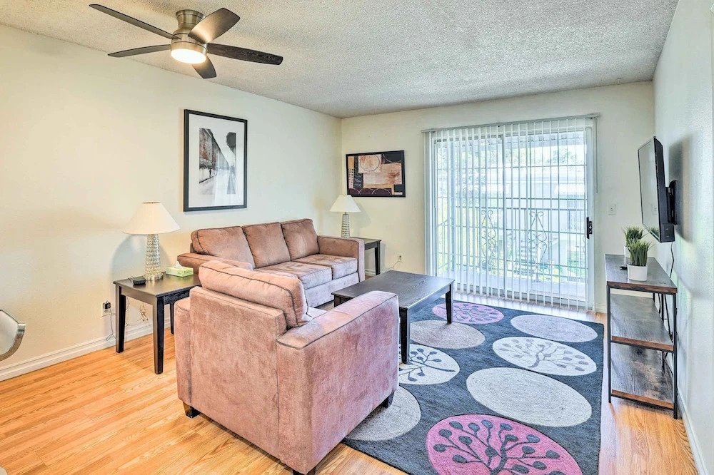 Las Vegas Condo: Explore The Strip & Downtown