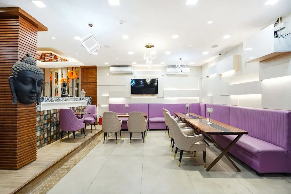 Fabhotel Prime Emporio Villa By Sbg