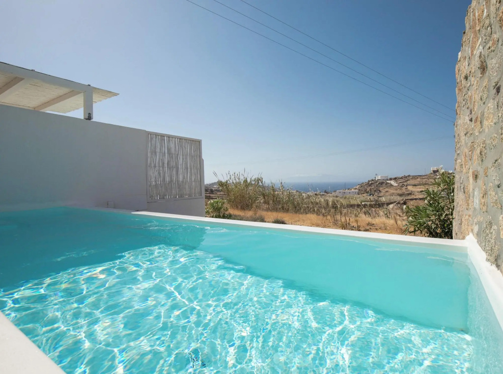 The Ammonite Resort – Adults Only