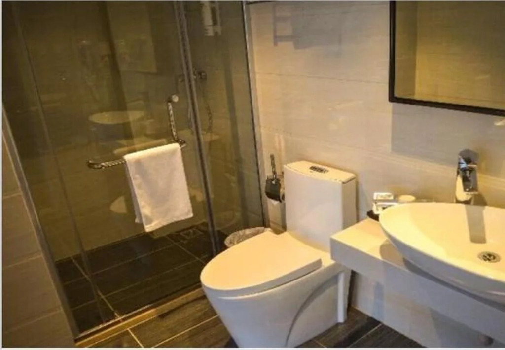 IU Hotel Zhanjiang Guomao City Square