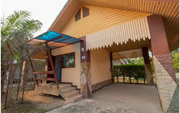 Hiso Resort