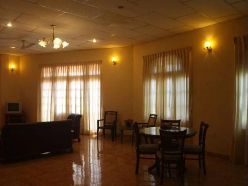 Hotel Red Rose