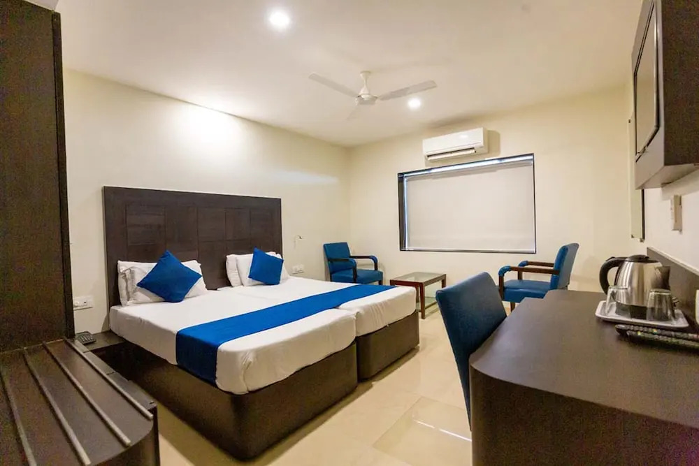 Sukh Hotel