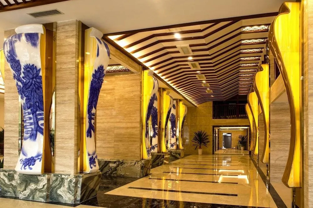 Jinyi Holiday Hotel