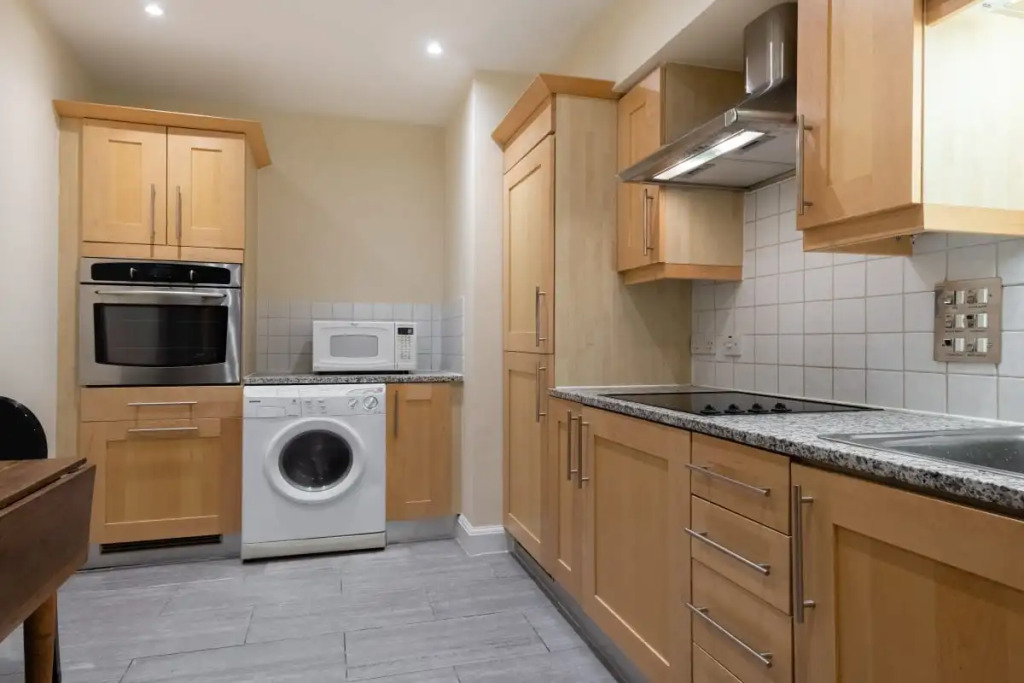 The Tower Bridge Escape - Modern & Bright 3BDR Apartment