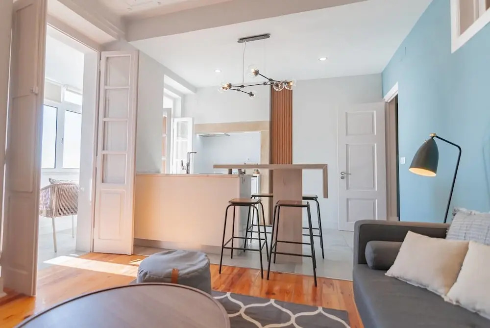 Fascinating 2 bedroom apartment with river view