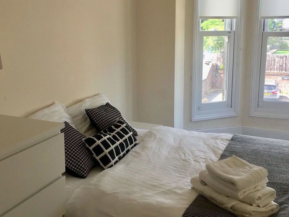 Golden Triangle Ensuites