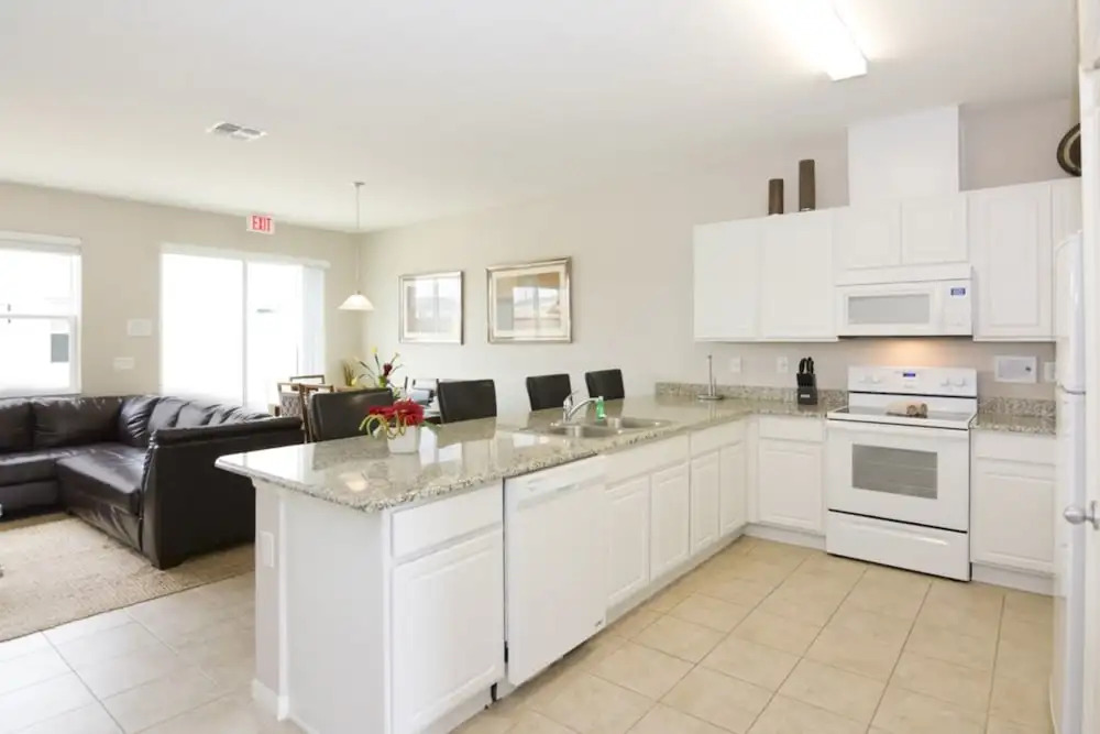 Vacation Townhome Next to Parks Cb3163
