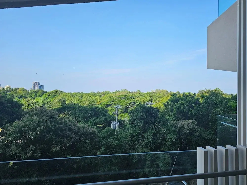 Tambuli Tower C Unit 5D