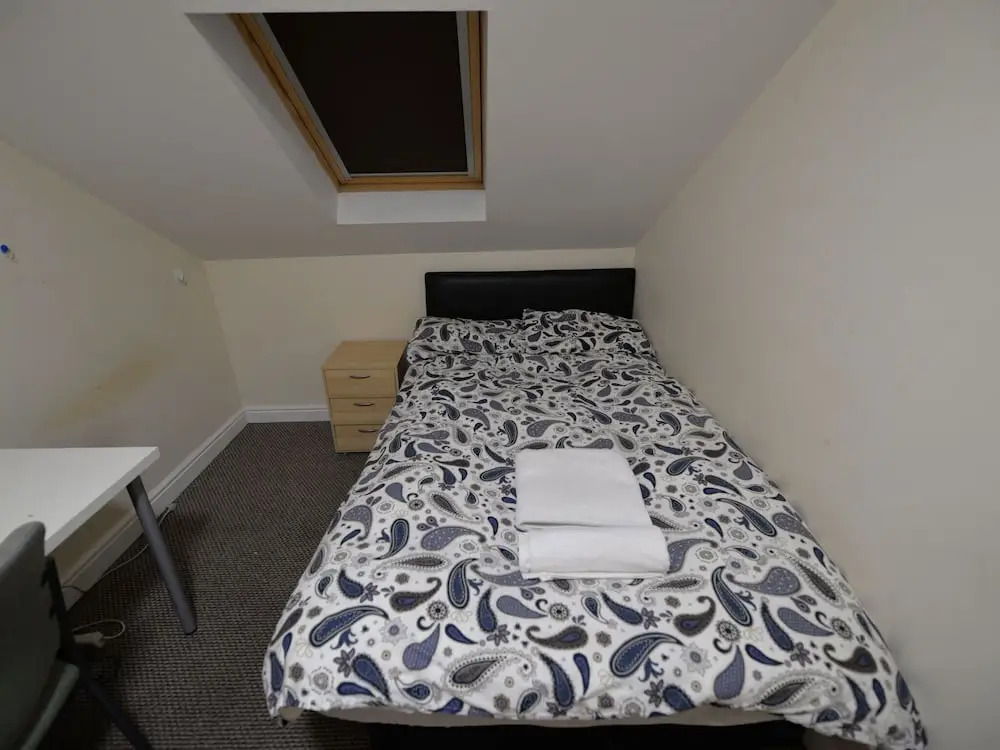 Simplistic Holiday Home in Coventry With Garden