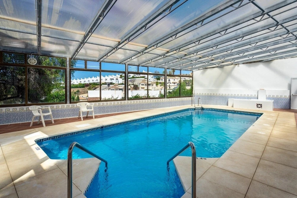 Fantastic Apart sea view and heated pool