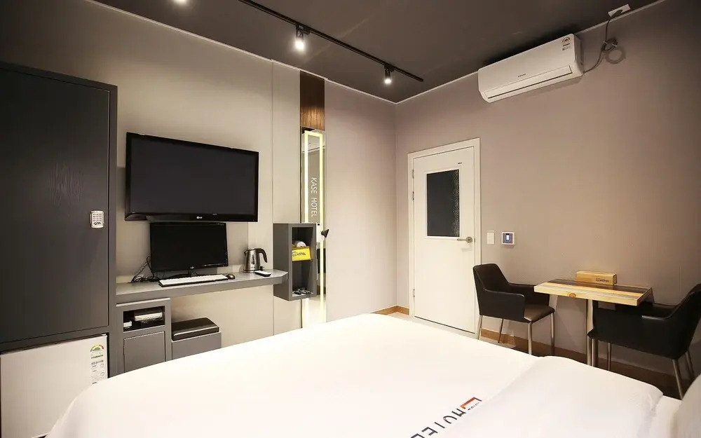 Jecheon Case Hotel