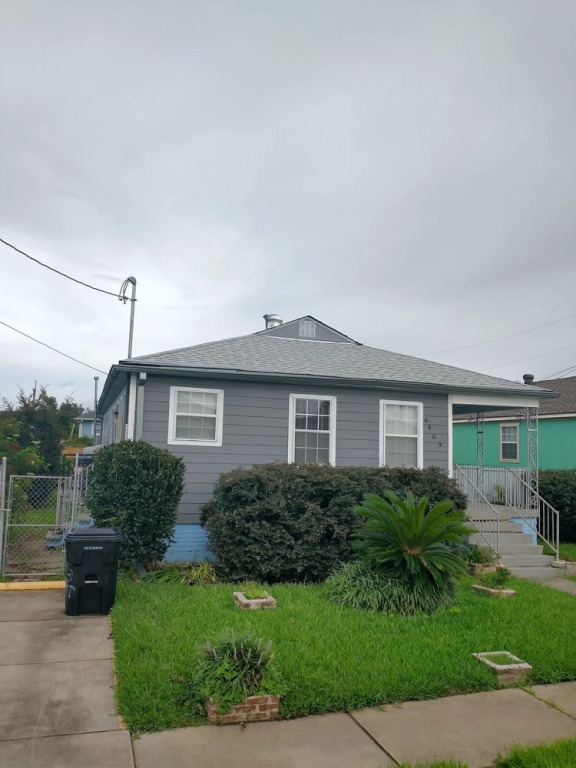 3-2 Gentilly Gem Close to Everything