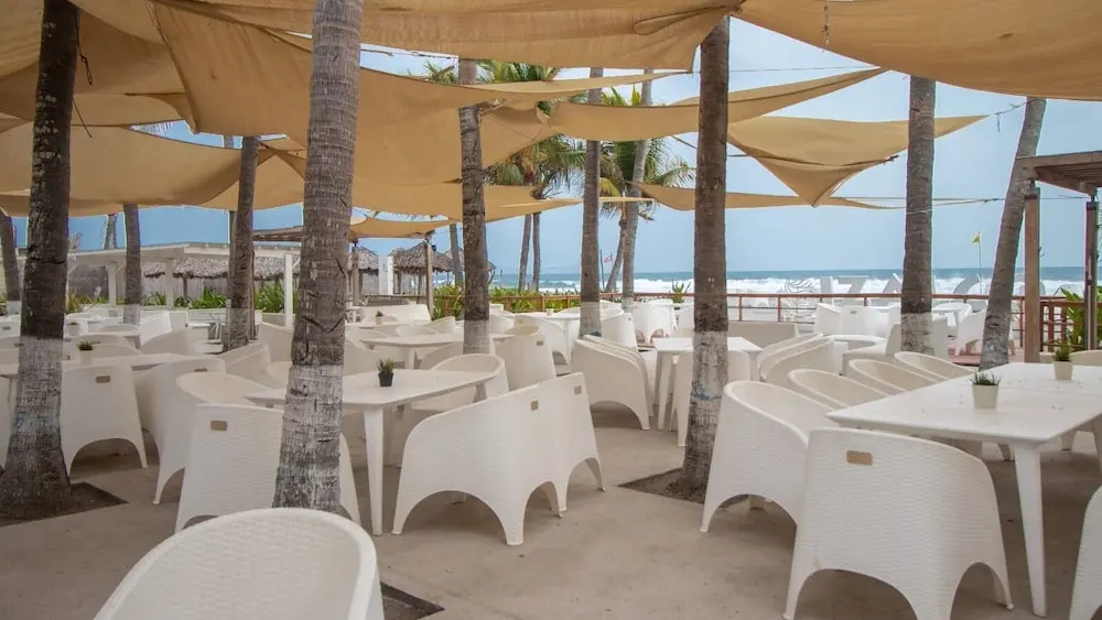 Izalco Hotel & Beach Resort
