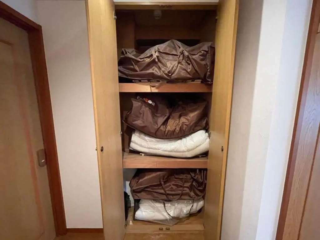 Beautiful, spacious apartment next to Peace Park