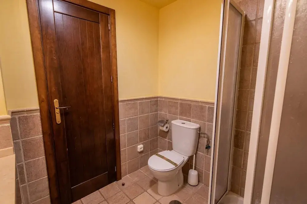 Golfside Comfort With Terrace & Pool