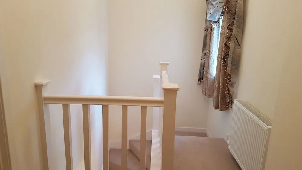 16 Maybury House