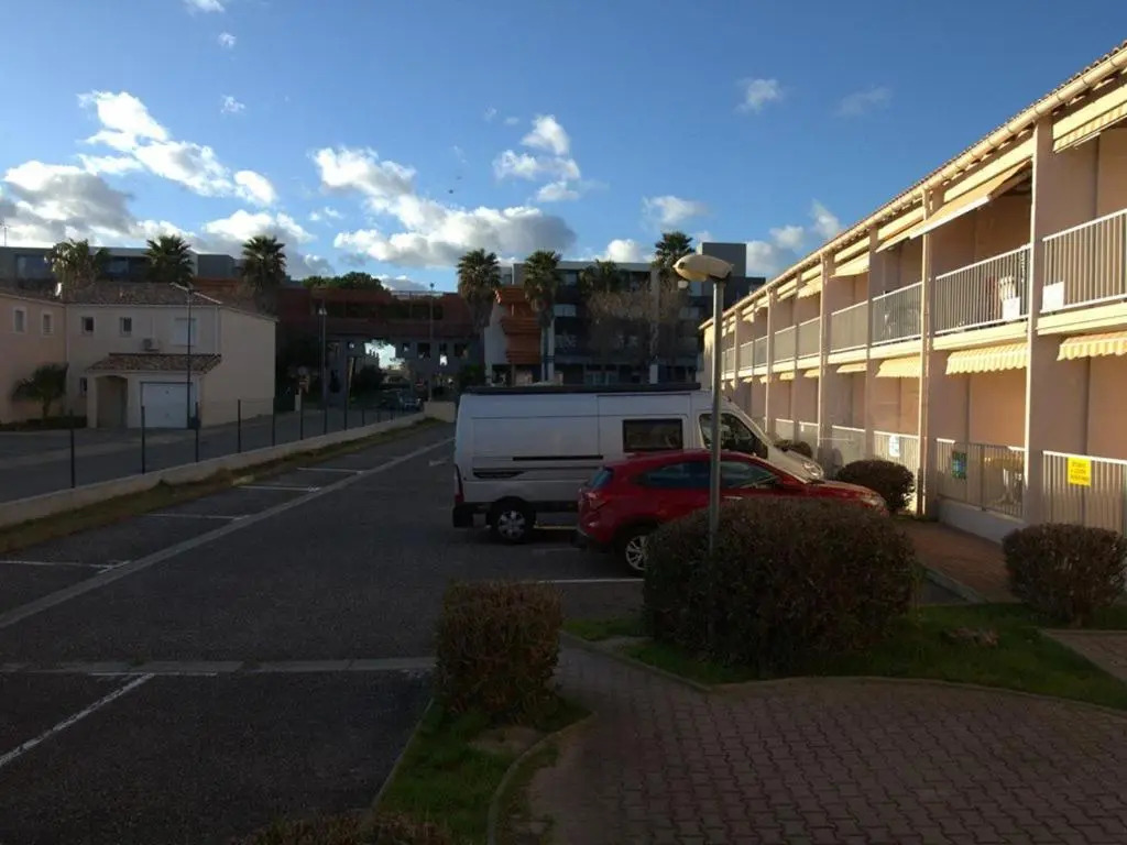 Appartement Balaruc-les-Bains, 2 pièces, 4 personnes - FR-1-553-62