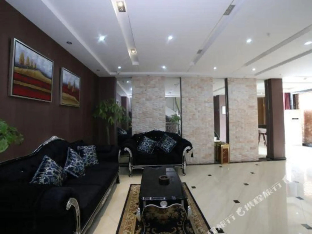 Yichang Yiwan Theme Hotel