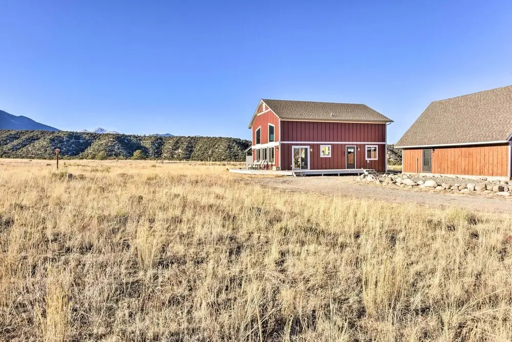 Nathrop Getaway w/ Collegiate Peak Views!