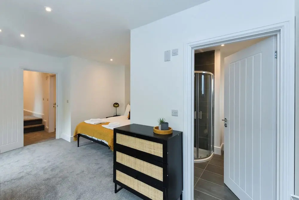 Dovecote Lane Suites