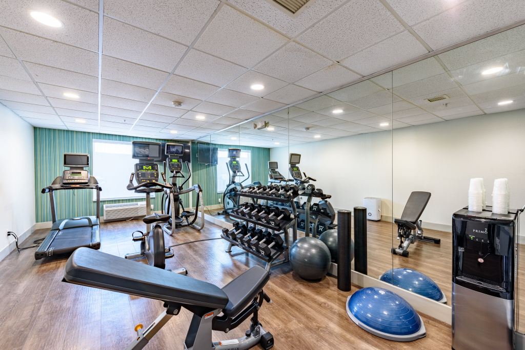 Holiday Inn Express Hotel and Suites Bastrop by IHG