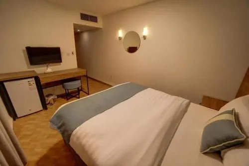 Crystal International Hotel