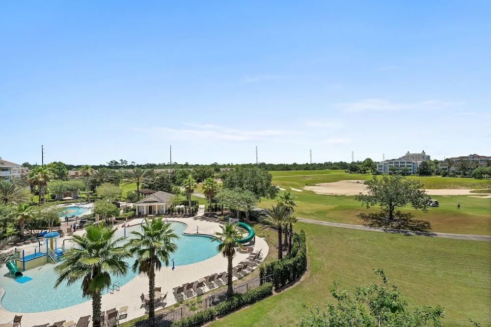 Rvh_332r Poolside 3 Bedroom Apts